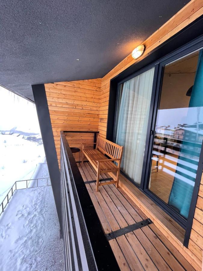 3 Bedroom With Free Parking On Premises Appartement *